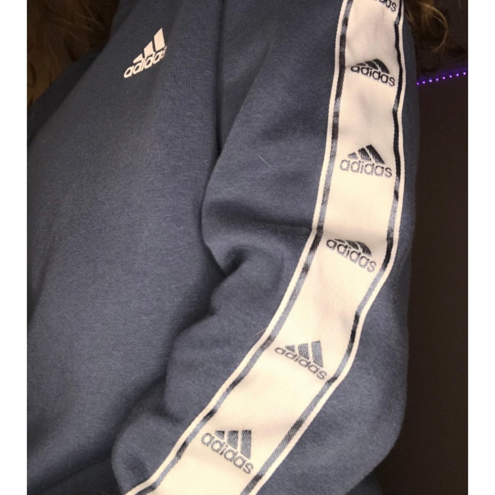 Adidas crew neck